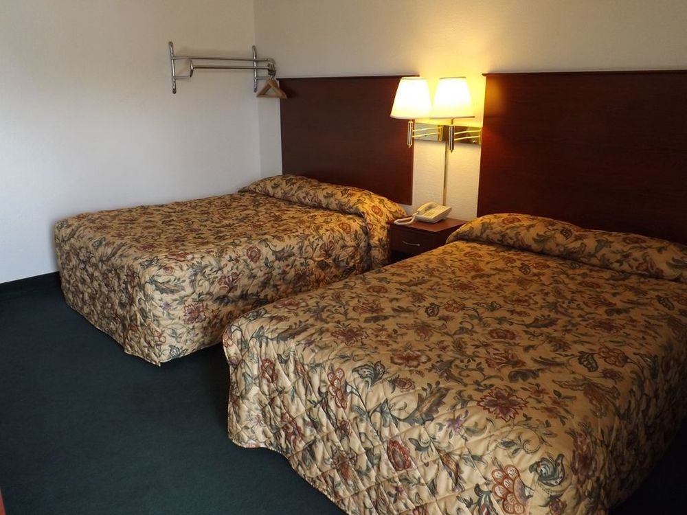 Interstate 8 Motel Лейквью Номер фото